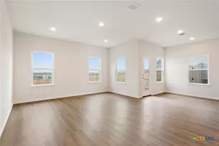 1123 Sky Smt Ct, Belton, TX 76513 - Photo 5