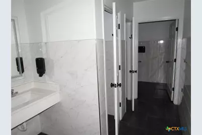 802 S Main Street, Belton, TX 76513 - Photo 39