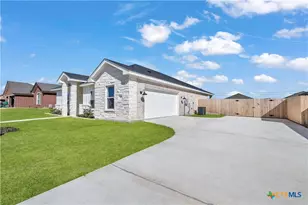 309 Shadbush Dr, Nolanville, TX 76559 - Photo 3