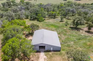 1657 County Rd 434, Stockdale, TX 78160 - Photo 41