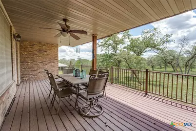 1657 County Road 434, Stockdale, TX 78160 - Photo 31