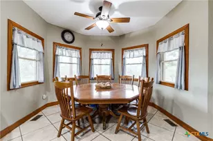 1657 County Rd 434, Stockdale, TX 78160 - Photo 13