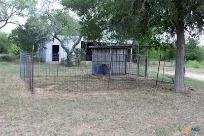 411 Fm 86, Red Rock, TX 78662 - Photo 9