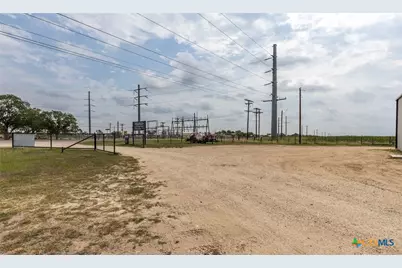 5513 Alternate 90, Seguin, TX 78155 - Photo 3