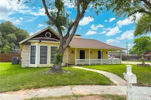 402 Teakwood Dr, Victoria, TX 77901 - Photo 33