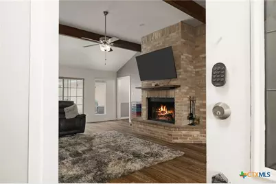 402 Teakwood Drive, Victoria, TX 77901 - Photo 3