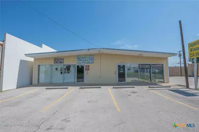 210-212 W Avenue E, Copperas Cove, TX 76522 - Photo 3