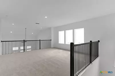 940 Nolte, Seguin, TX 78155 - Photo 9