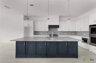 5732 Tug Pt, New Braunfels, TX 78130 - Photo 9