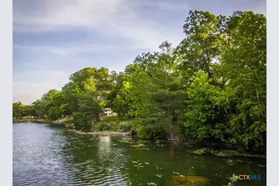 1270 Ervendberg Avenue, New Braunfels, TX 78130 - Photo 5