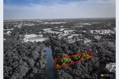 1270 Ervendberg Avenue, New Braunfels, TX 78130 - Photo 9