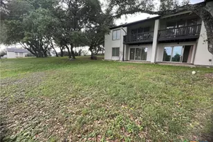 1033 Parkview Dr, Canyon Lake, TX 78133 - Photo 3