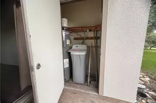 1033 Parkview Dr, Canyon Lake, TX 78133 - Photo 17