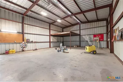 4175 S Highway 183, Lampasas, TX 76550 - Photo 33