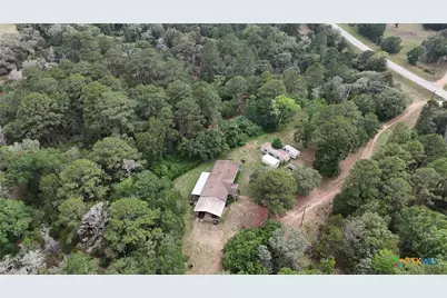 2183 Fm 3283, Hallettsville, TX 77964 - Photo 35
