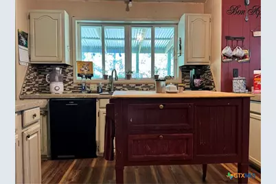 2183 Fm 3283, Hallettsville, TX 77964 - Photo 15