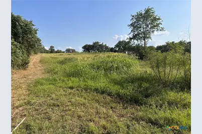 1295 Rainbow Road, Cuero, TX 77954 - Photo 3