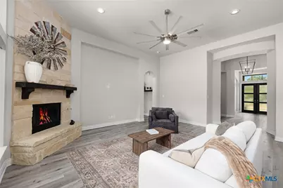 913 Coolabah Avenue, New Braunfels, TX 78132 - Photo 15