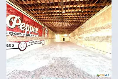 135 E Clark Street, Bartlett, TX 76511 - Photo 3