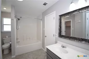 1614 Twisted Oak Dr, Temple, TX 76502 - Photo 17