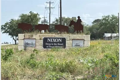 700 E 5th Street, Nixon, TX 78140 - Photo 33