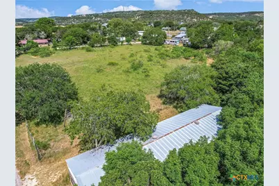 201 Oak Drive, New Braunfels, TX 78132 - Photo 5