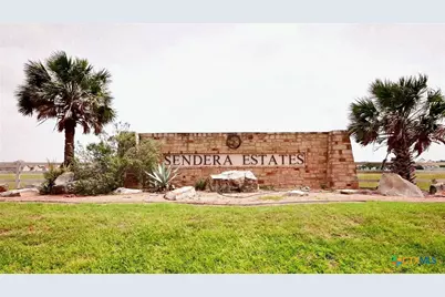94 Sendera Loop, Victoria, TX 77904 - Photo 1