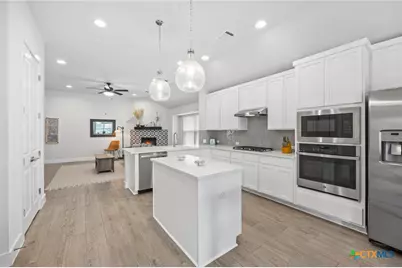 532 Elm Green Street, Hutto, TX 78634 - Photo 11