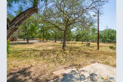 2805 Kingdom Drive, Marble Falls, TX 78654 - Photo 11