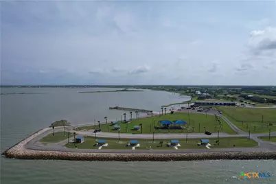 215 Swan Point Lndg, Seadrift, TX 77983 - Photo 9