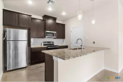 414 W Avenue C, Copperas Cove, TX 76522 - Photo 9