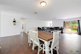 7410 Tom Watson Ct, San Antonio, TX 78244 - Photo 7