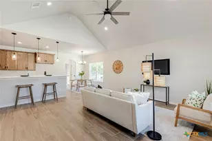 1420 Canyon Bend, Canyon Lake, TX 78133 - Photo 11