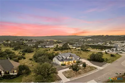 5697 Copper Vista, New Braunfels, TX 78132 - Photo 3