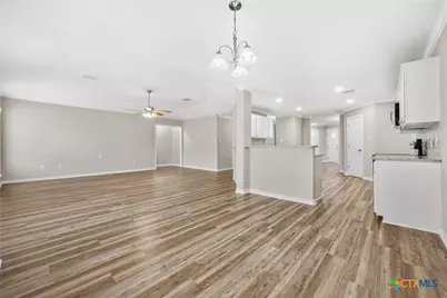 3301 Bonham Avenue, Temple, TX 76502 - Photo 11