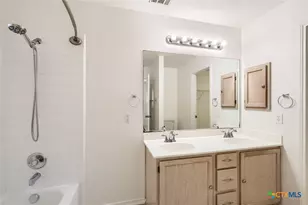 9215 Granberry Pass, Universal City, TX 78148 - Photo 15