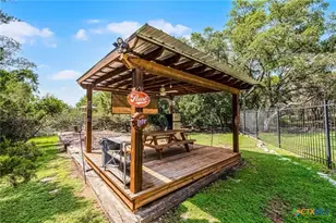 9807 Klein Ct, New Braunfels, TX 78132 - Photo 17