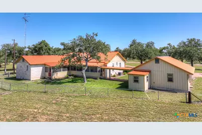 82 Bell Mountain Road, Fredericksburg, TX 78675 - Photo 29