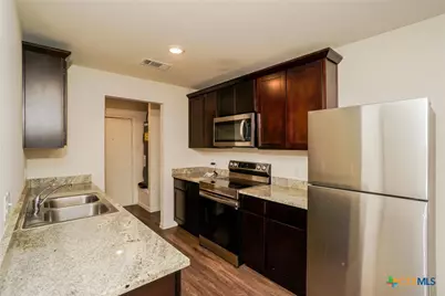 701 E Avenue A, Temple, TX 76501 - Photo 9