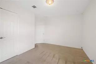 8913 Winter Haven Rd, Austin, TX 78747 - Photo 35