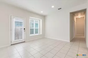 360 Spiny Lizard Ln, San Marcos, TX 78666 - Photo 9