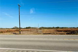 6902 N Hwy 35 Hwy, Rockport, TX 78382 - Photo 17