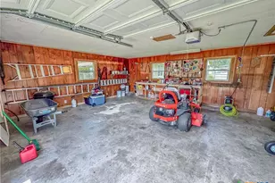 510 E 7th St, Yorktown, TX 78164 - Photo 21