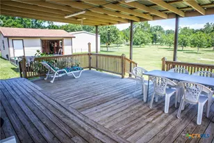 510 E 7th St, Yorktown, TX 78164 - Photo 19