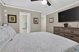 730 E Mather St, New Braunfels, TX 78130 - Photo 17