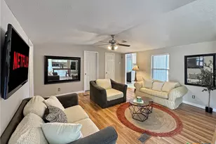 823 Trail Crest Dr, Canyon Lake, TX 78133 - Photo 17