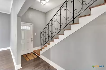 214 Hubbard Street, Yoakum, TX 77995 - Photo 25