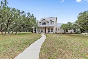 279 Pin Oak Trail, New Braunfels, TX 78132 - Photo 1