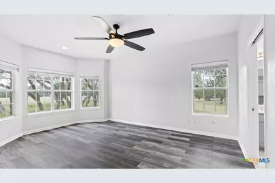 279 Pin Oak Trail, New Braunfels, TX 78132 - Photo 17