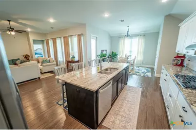 113 Terra Vista Ranch Road, Victoria, TX 77904 - Photo 5